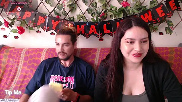 Jack Emily1 online show from 10-27-25, 04:41