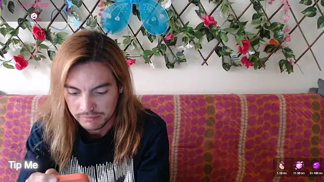 Jack Emily1 online show from 11-14-25, 05:49