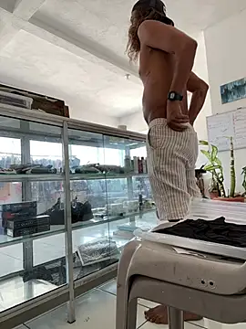 PuroMosh19 online show from 02-28-26, 05:56