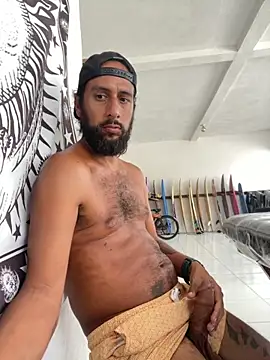 PuroMosh19 online show from 11-14-25, 08:12