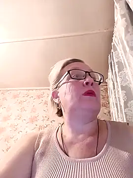 Snapshot of Cerd_Ayaz chatting on 10-11-25, 05:25 Cerd Ayaz online show from 10-11-25, 05:25