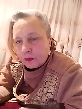 Snapshot of Cerd_Ayaz chatting on 10-18-25, 11:40 Cerd Ayaz online show from 10-18-25, 11:40