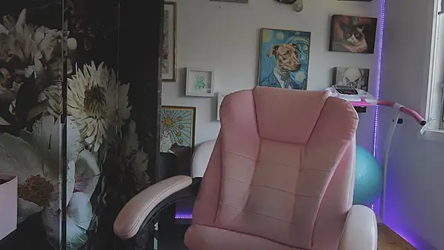 makiyahbelle online show from 04-13-26, 04:49