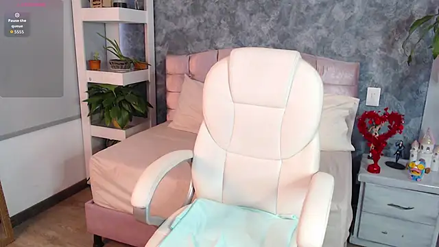 Snapshot of niko_robin chatting on 02-14-26, 05:46 niko robin online show from 02-14-26, 05:46