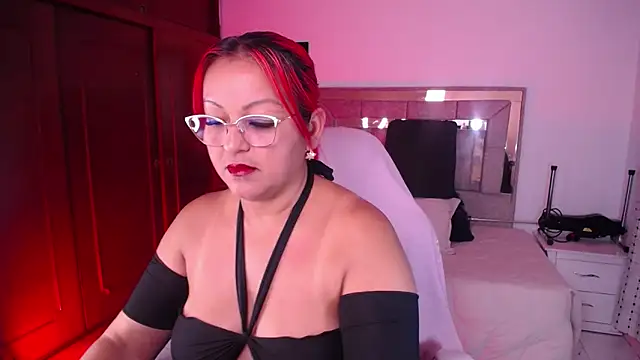 Snapshot of salomecastro_ chatting on 05-29-26, 03:12 salomecastro online show from 05-29-26, 03:12