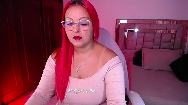 Snapshot of salomecastro_ chatting on 05-18-26, 10:47 salomecastro online show from 05-18-26, 10:47