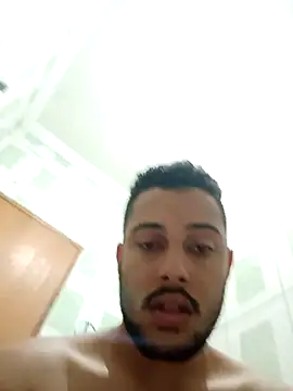 AzureKnee online show from 11-17-25, 05:28