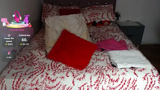 cristin doll  online show from 09-19-25, 08:02