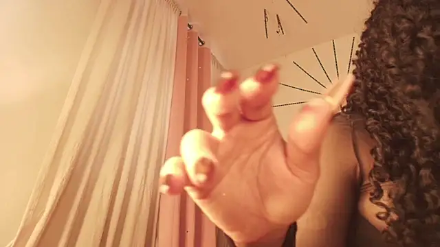 Snapshot of kathleen_brown chatting on 02-20-26, 06:43 kathleen brown online show from 02-20-26, 06:43