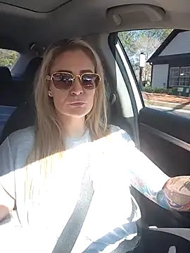 HollyTattoo online show from 02-26-25, 07:42