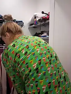 HollyTattoo online show from 12-06-24, 02:22