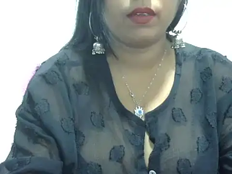 Snapshot of ROSEE_MERRYYYY chatting on 02-28-25, 05:37 ROSEE MERRYYYY online show from 02-28-25, 05:37