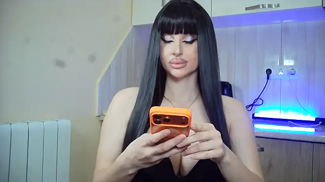 Lady Joli online show from 07-17-26, 04:37