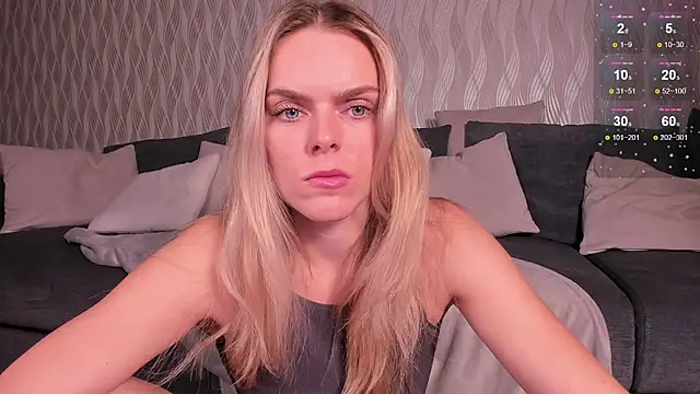 CharliSweet online show from 12-15-25, 01:39