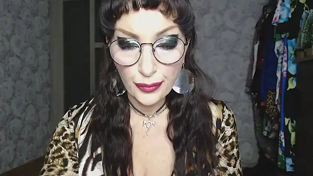 Aziza1 online show from 12-22-25, 02:28