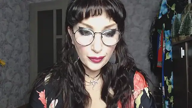 Aziza1 online show from 11-27-25, 01:11