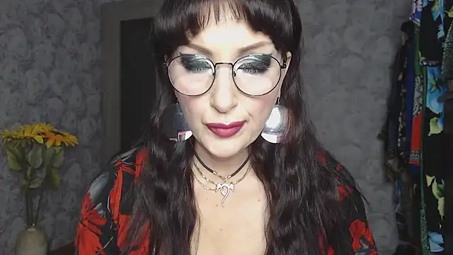 Aziza1 online show from 10-13-25, 04:19