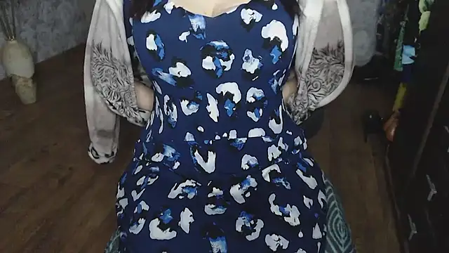 Aziza1 online show from 10-18-25, 01:46