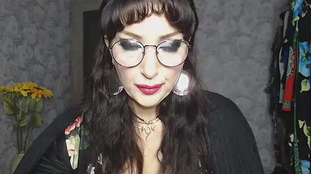 Aziza1 online show from 10-17-25, 02:41