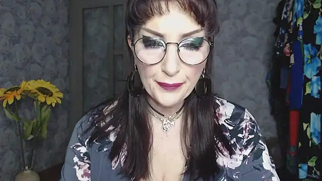 Aziza1 online show from 05-13-26, 03:41