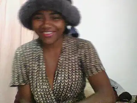 Hamie sexy online show from 09-18-25, 04:59