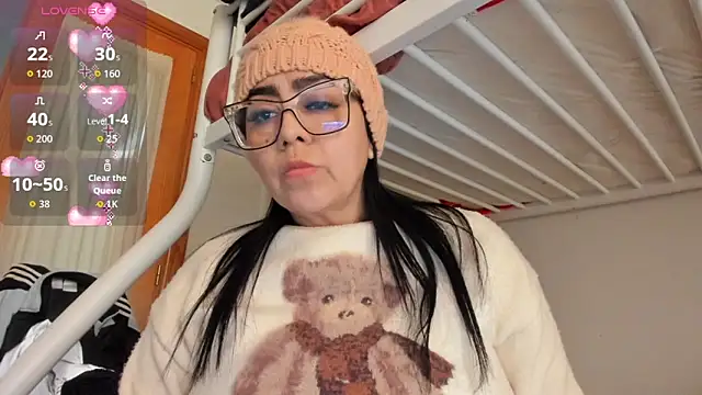 Silver Lovee online show from 03-20-26, 01:23