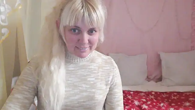 SunnySylvia online show from 12-01-25, 05:25