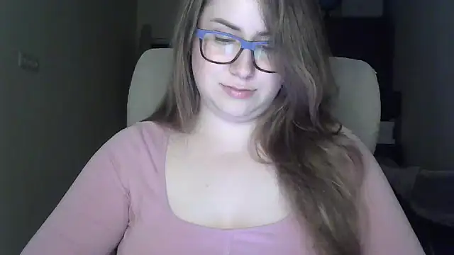 Snapshot of SeasonalSomeone chatting on 06-27-26, 10:27 SeasonalSomeone online show from 06-27-26, 10:27