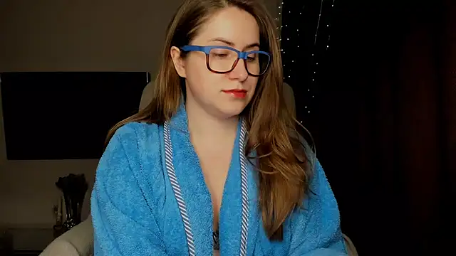 SeasonalSomeone online show from 11-19-25, 08:20