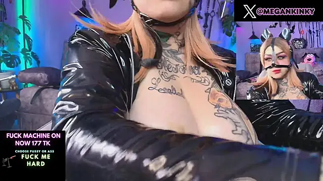 Snapshot of fetishkinkymeganx chatting on 07-10-26, 04:40 fetishkinkymeganx online show from 07-10-26, 04:40