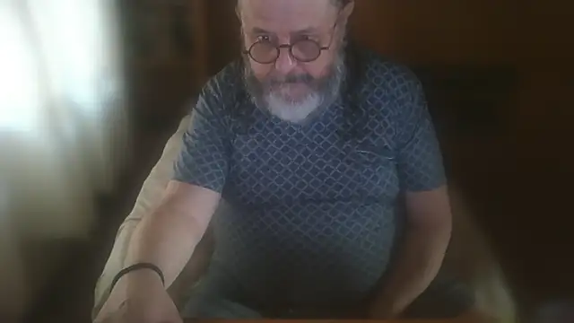 Snapshot of Koldo70 chatting on 06-16-26, 11:21 Koldo70 online show from 06-16-26, 11:21
