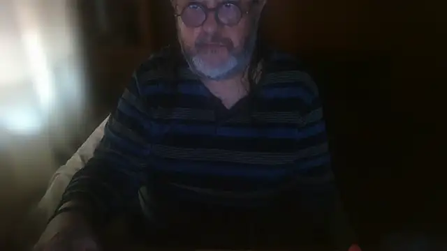 Snapshot of Koldo70 chatting on 05-05-26, 01:03 Koldo70 online show from 05-05-26, 01:03