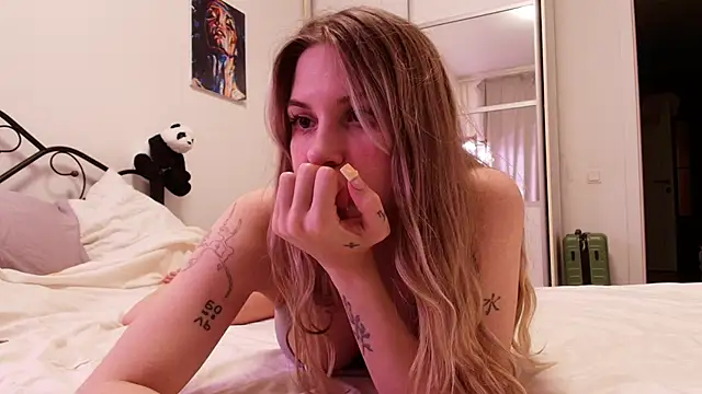 Eziliz online show from 05-03-26, 06:44