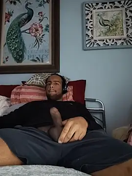 Snapshot of LordSpunFun chatting on 11-06-25, 02:43 LordSpunFun online show from 11-06-25, 02:43