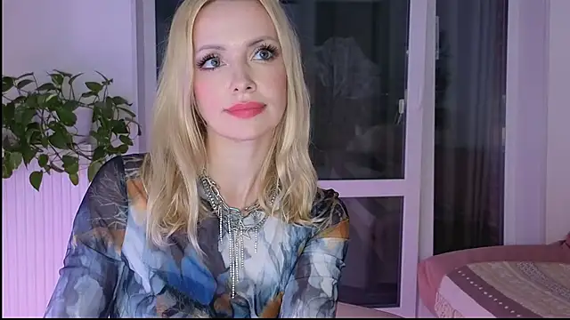 BowToYourWeakness online show from 09-19-25, 06:01