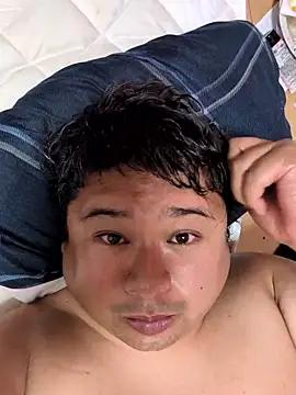 Snapshot of sexybottomrakkii chatting on 04-15-26, 03:27 sexybottomrakkii online show from 04-15-26, 03:27
