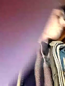 Snapshot of MaddyC6992 chatting on 01-10-25, 06:06 MaddyC6992 online show from 01-10-25, 06:06