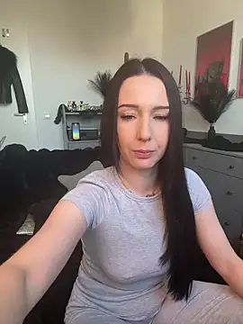 Snapshot of Trixie-Tainted chatting on 03-19-26, 02:06 Trixie-Tainted online show from 03-19-26, 02:06