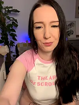 Snapshot of Trixie-Tainted chatting on 09-27-25, 12:33 Trixie-Tainted online show from 09-27-25, 12:33