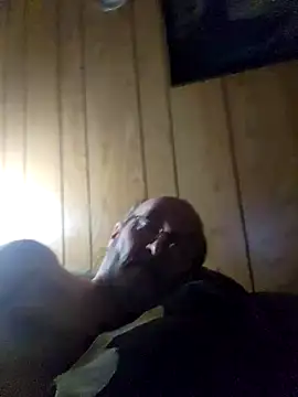 Snapshot of snickers1 chatting on 11-08-25, 06:06 snickers1 online show from 11-08-25, 06:06