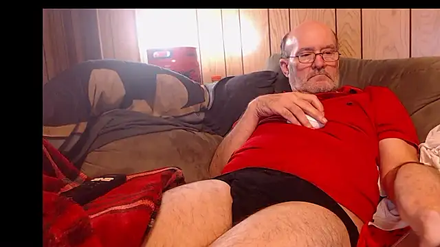 Snapshot of snickers1 chatting on 04-26-26, 03:48 snickers1 online show from 04-26-26, 03:48
