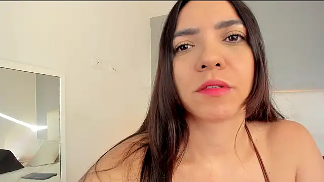NataliaBuiles online show from 06-20-26, 12:32
