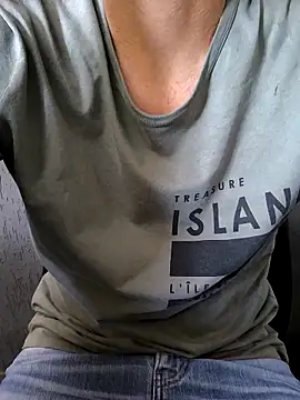 Leo Big online show from 12-22-25, 11:54