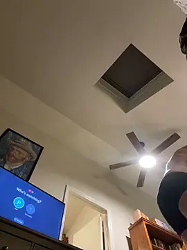 Snapshot of pussyaddict21 chatting on 01-28-25, 02:21 pussyaddict21 online show from 01-28-25, 02:21