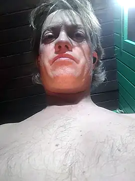 Snapshot of Alvaro2017 chatting on 05-20-26, 05:26 Alvaro2017 online show from 05-20-26, 05:26