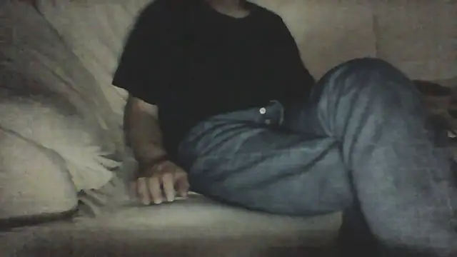 Snapshot of CastTaurus chatting on 06-04-26, 03:00 CastTaurus online show from 06-04-26, 03:00