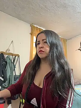 latinfemale online show from 02-23-26, 08:20