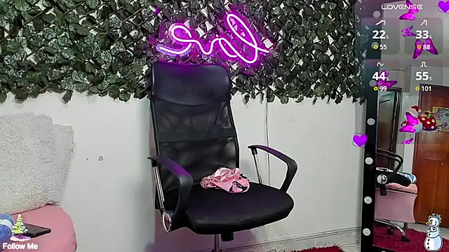 DestinyHills online show from 11-12-25, 02:26