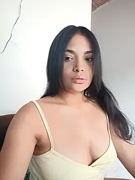  Estrellita  online show from 10-17-25, 05:15