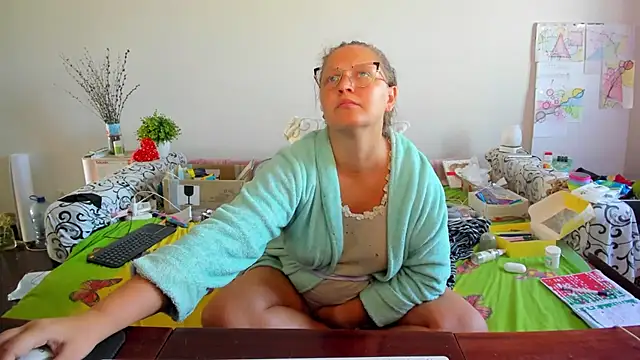 IamYourNarcotic online show from 10-04-25, 05:53